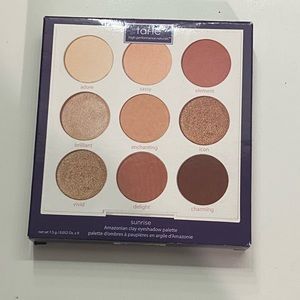 Eyeshadow palette